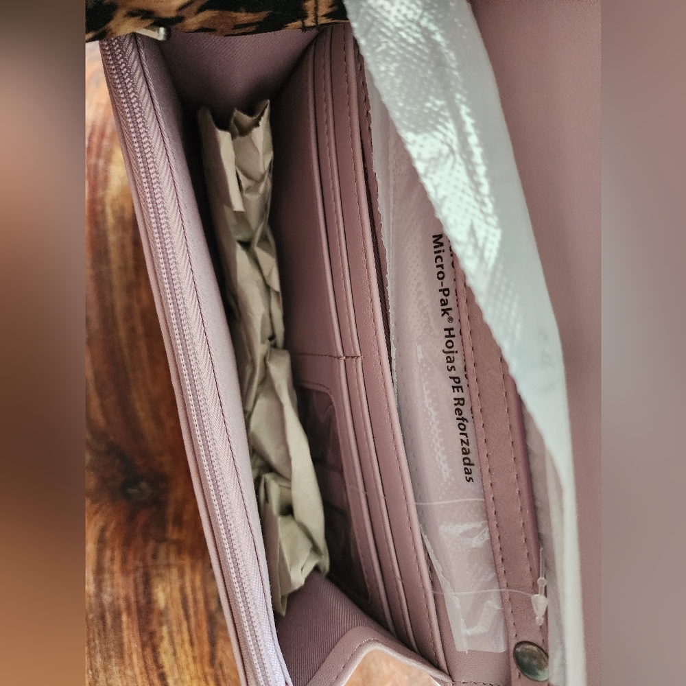 Universal Thread Dusty Rose Purse - Picture 3 of 5